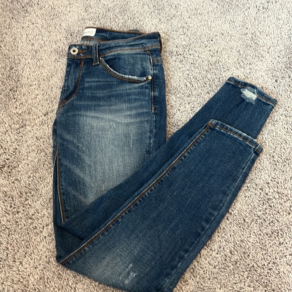 Vici Special A Distressed Skinny Jeans Like New